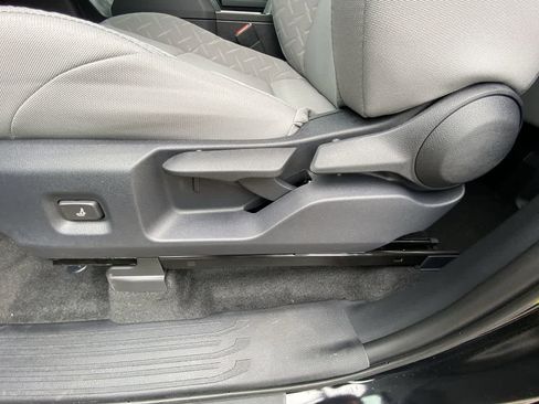 New 2026 Toyota Tacoma SR5 image 12