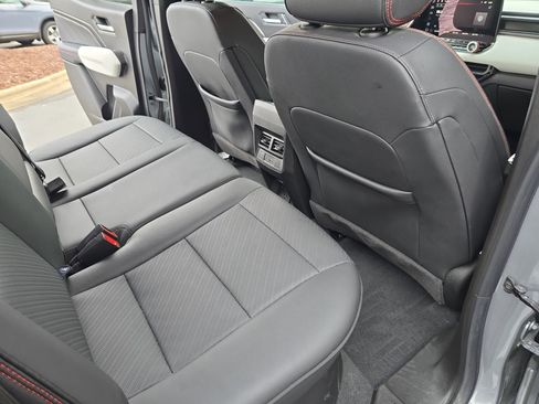 Used 2024 GMC Canyon AT4X image 11