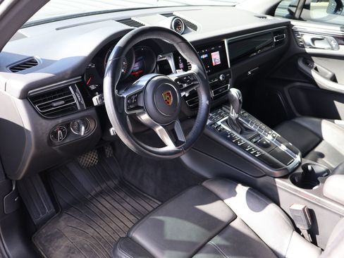 Used 2021 Porsche Macan AWD/4WD image 14