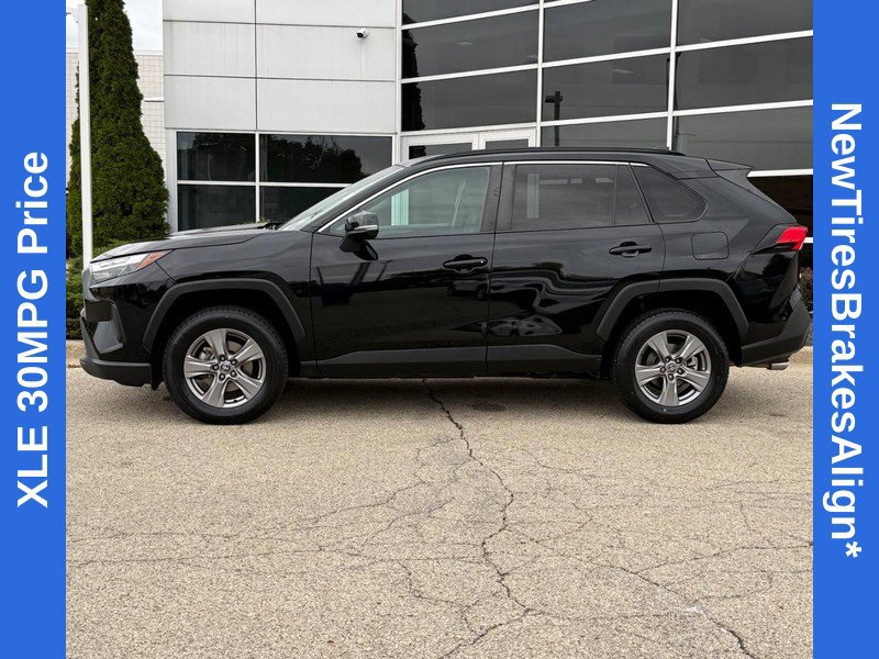 Used 2024 Toyota RAV4 XLE FWD image 6