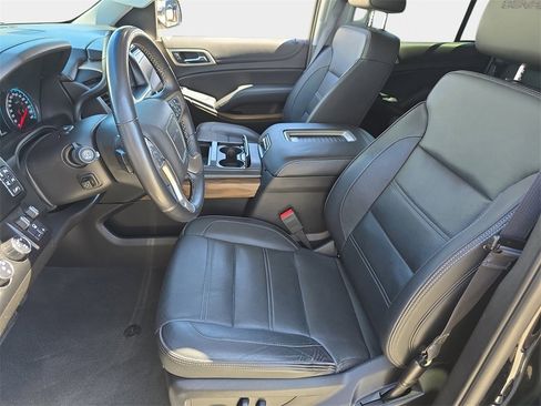 Used 2019 GMC Yukon Denali w/ Denali Ultimate Package image 16