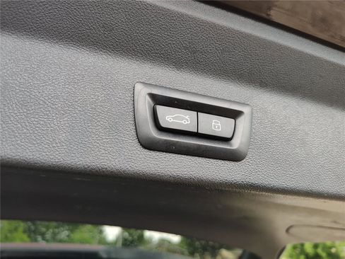 Used 2024 BMW X3 xDrive30i image 8