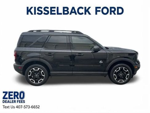 Certified 2023 Ford Bronco Sport Outer Banks w/ Tech Package AWD/4WD image 2