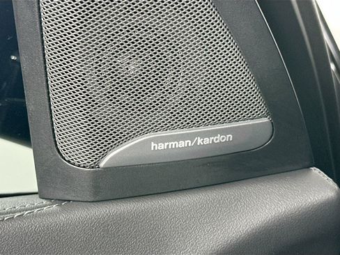 Used 2026 BMW X7 M60i image 24