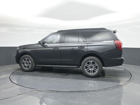 New 2026 Ford Expedition Active RWD image 28