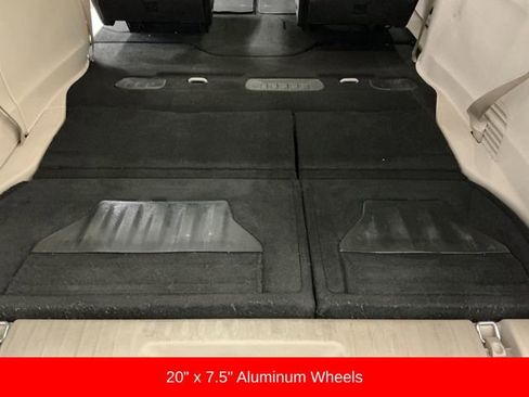 Used 2017 Chrysler Pacifica Limited w/ UConnect Theater Package image 42