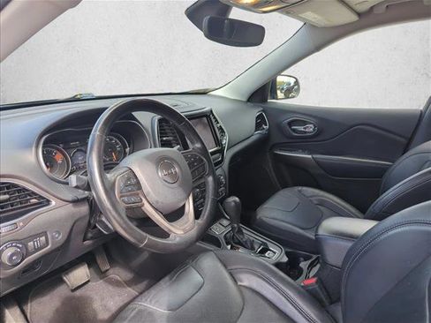 Used 2020 Jeep Cherokee Limited FWD image 5