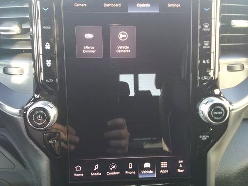 New 2026 RAM 2500 Laramie w/ Towing Technology Group image 30