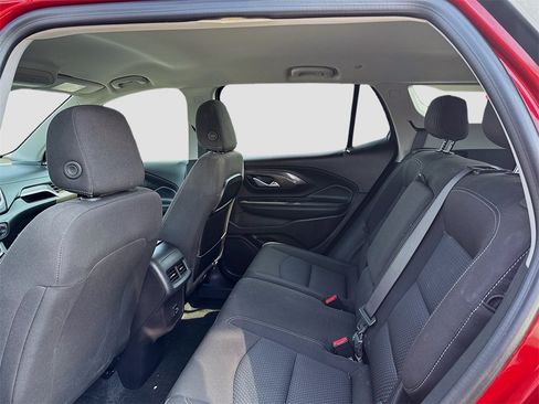 Used 2024 GMC Terrain SLE w/ Driver Convenience Package image 20