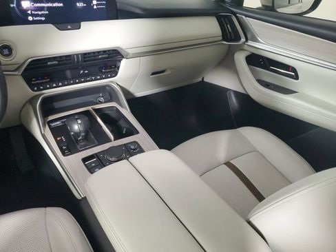 Certified 2024 MAZDA CX-90 3.3 Turbo w/ Premium Plus Pkg AWD/4WD image 18