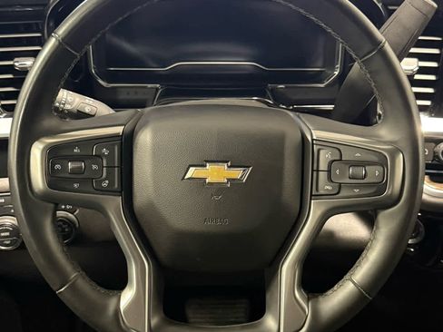 Used 2025 Chevrolet Silverado 2500 LT w/ Convenience Package image 19