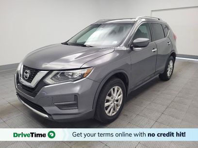 Used 2017 Nissan Rogue SV