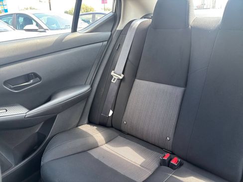 Used 2025 Nissan Sentra SV FWD image 30