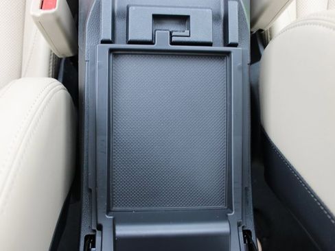 Used 2022 Subaru Legacy Limited XT image 17