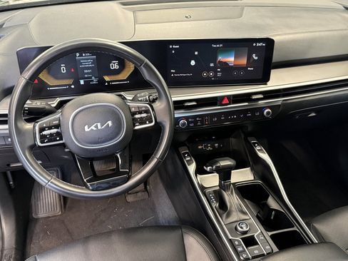 Used 2024 Kia Sorento S FWD image 22