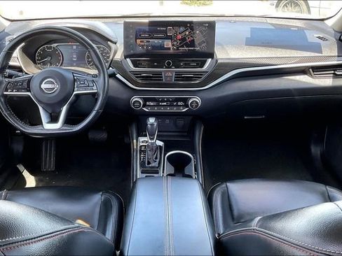 Certified 2023 Nissan Altima 2.0 SR FWD image 15