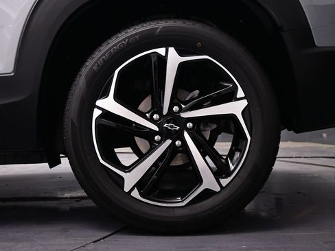Used 2023 Chevrolet TrailBlazer RS w/ Convenience Package FWD image 38
