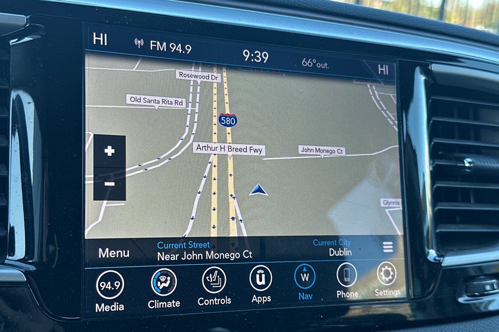 Used 2019 Chrysler Pacifica Touring-L w/ Advanced Safetytec Group FWD image 41