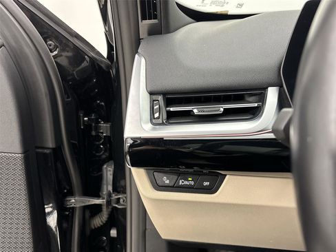 Used 2023 BMW X1 xDrive28i image 31