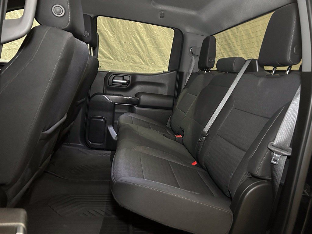Used 2022 Chevrolet Silverado 1500 Custom Trail Boss w/ Midnight Edition AWD/4WD image 26
