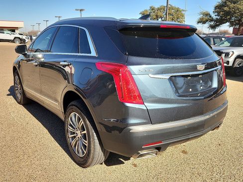 Used 2019 Cadillac XT5 Luxury image 3