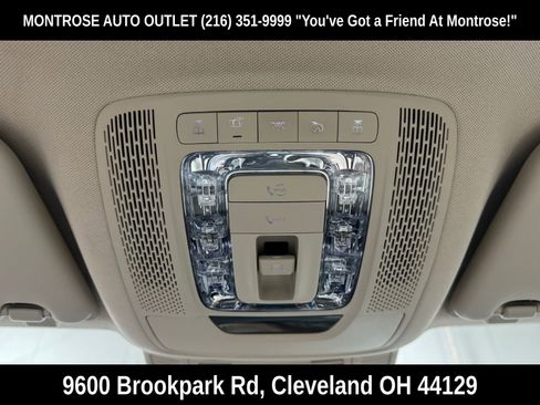 Used 2020 Mercedes-Benz GLE 350 4MATIC w/ MBUX Technology Package image 29