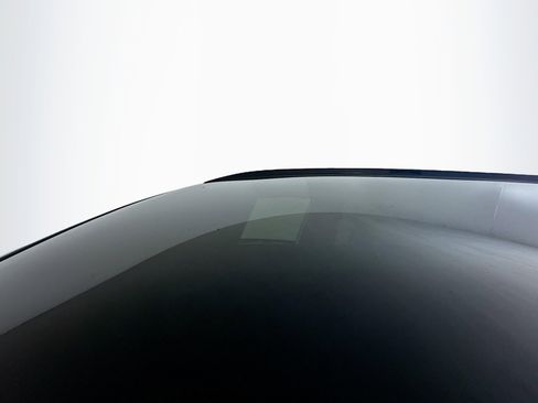 Used 2023 Toyota bZ4X XLE image 27