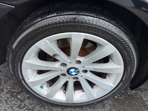 Used 2009 BMW 328i xDrive Sedan AWD/4WD image 11