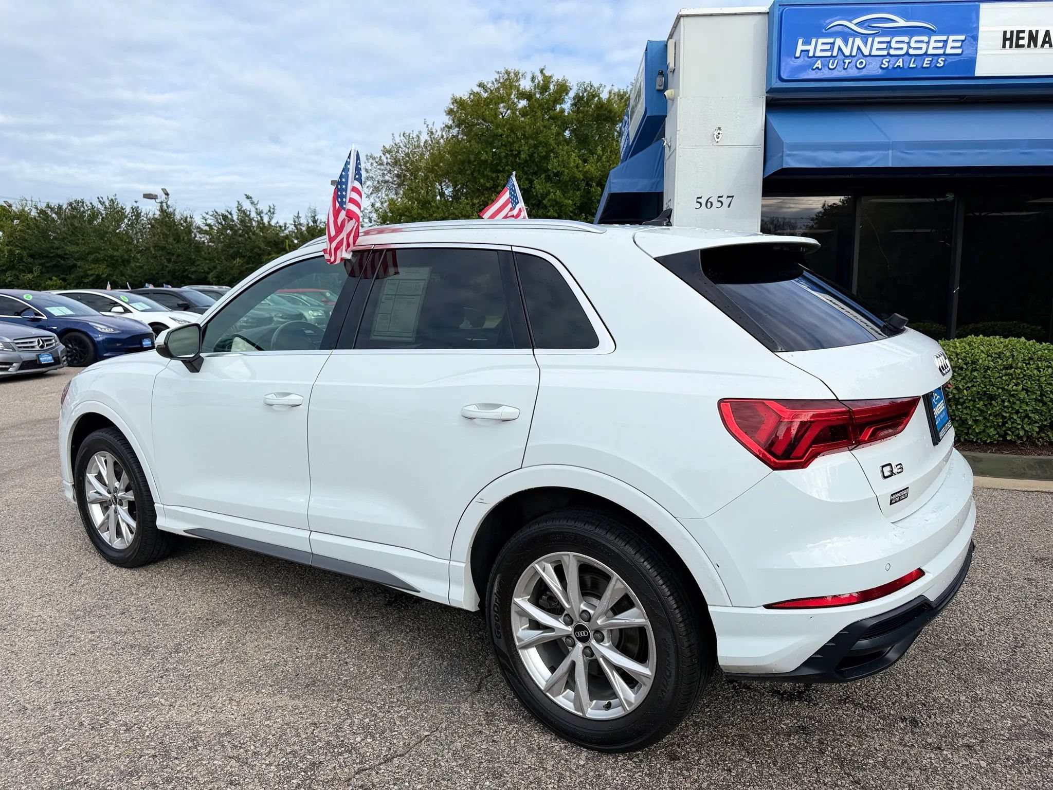Used 2021 Audi Q3 2.0T Premium w/ Convenience Package AWD/4WD image 14