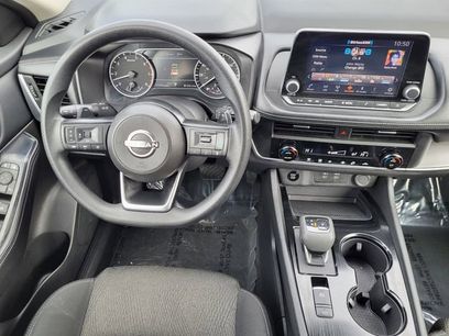 Used 2024 Nissan Rogue SV