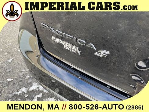 New 2026 Chrysler Pacifica Select image 13