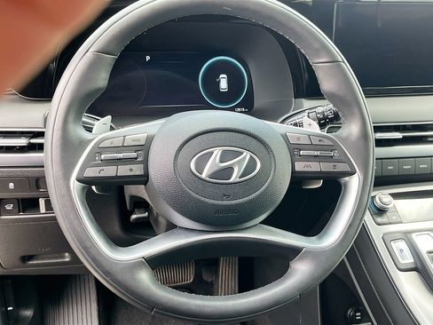 Used 2025 Hyundai Palisade Calligraphy FWD image 11