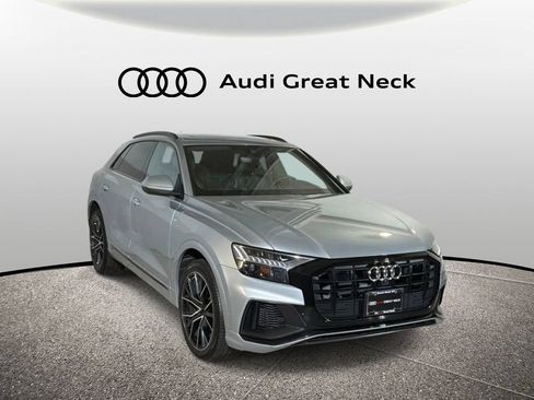 Used 2023 Audi Q8 Premium Plus w/ Premium Plus Package AWD/4WD image 6
