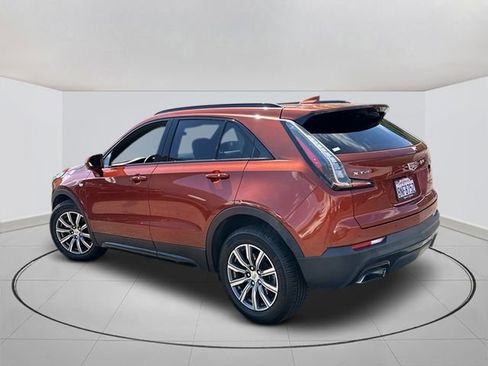 Used 2019 Cadillac XT4 Sport FWD image 3