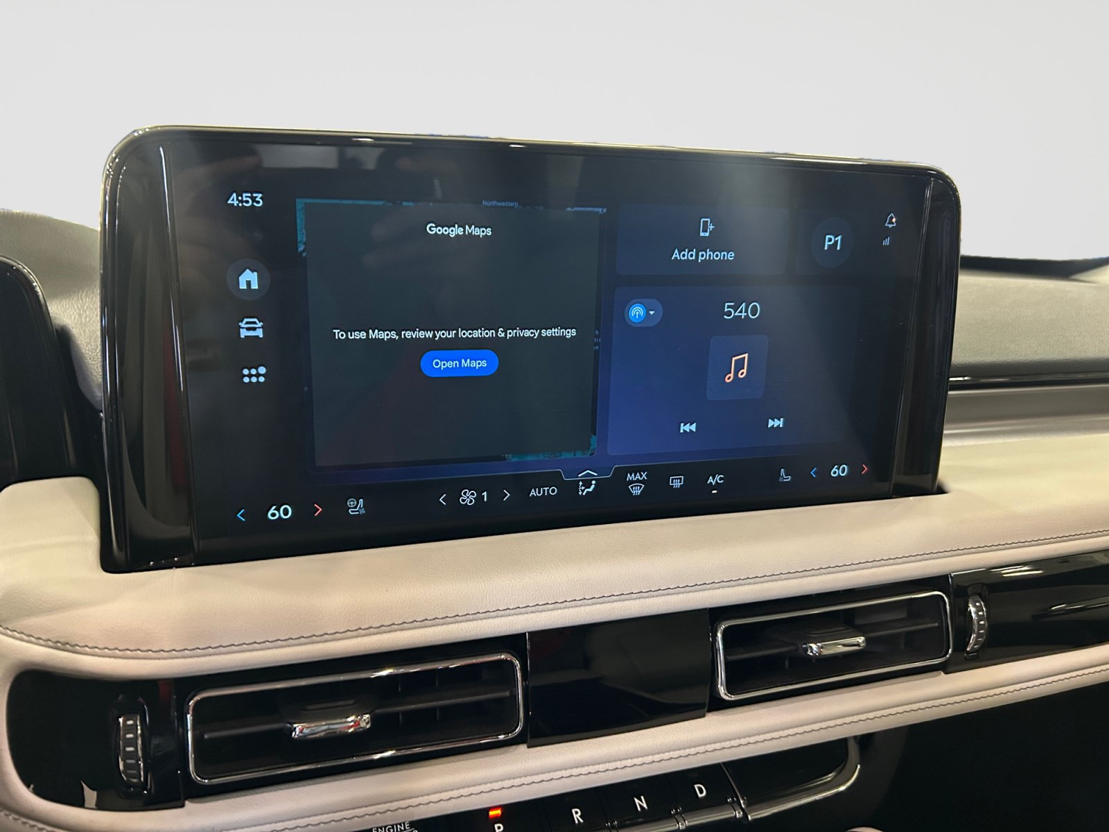 Used 2025 Lincoln Aviator 2WD image 12