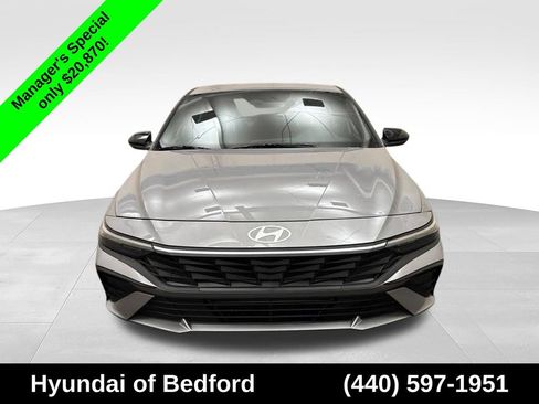 Used 2026 Hyundai Elantra Sport FWD image 2