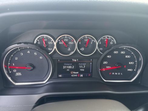 Certified 2022 Chevrolet Silverado 2500 Custom w/ Gooseneck/5TH Wheel Package AWD/4WD image 11