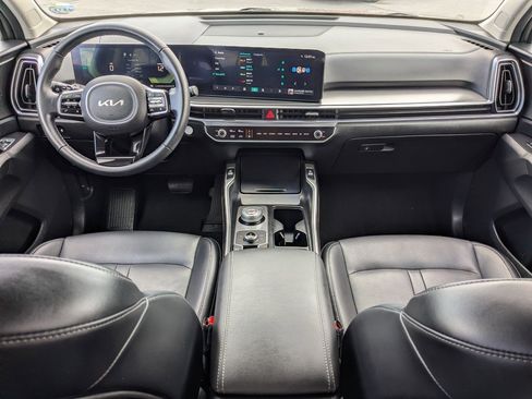 Used 2025 Kia Sorento EX AWD/4WD image 25