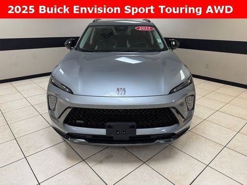 Used 2025 Buick Envision Sport Touring image 2