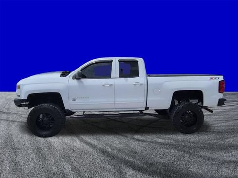 Used 2017 Chevrolet Silverado 1500 LT w/ All Star Edition AWD/4WD image 7
