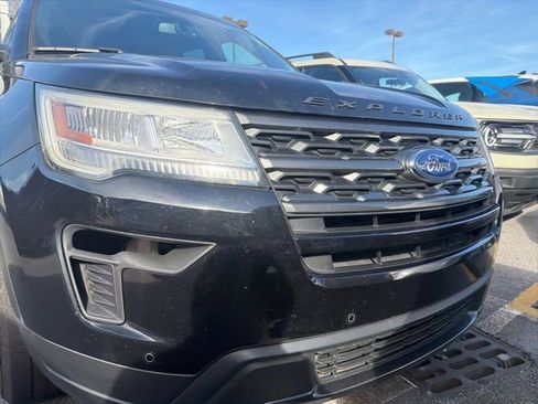 Used 2019 Ford Explorer XLT w/ Equipment Group 202A image 25