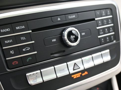 Used 2019 Mercedes-Benz CLA 250 4MATIC image 6