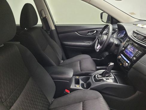 Used 2019 Nissan Rogue SV FWD image 21