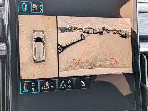 Used 2025 GMC Acadia Elevation image 20