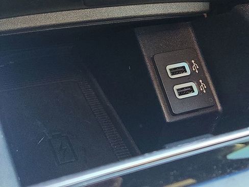 Used 2019 Ford Edge ST w/ Convenience Package image 28