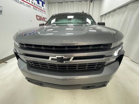 Used 2021 Chevrolet Silverado 1500 RST AWD/4WD image 2