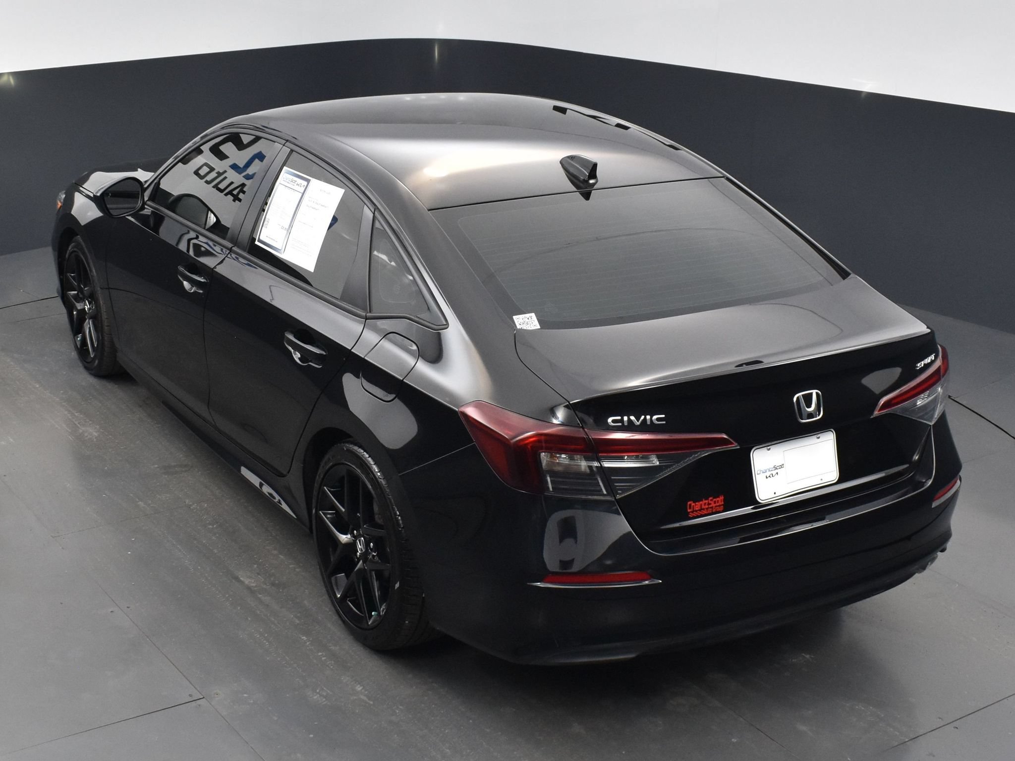 Used 2025 Honda Civic Sport image 12