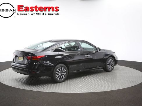 Used 2023 Nissan Altima 2.5 SV AWD/4WD image 40