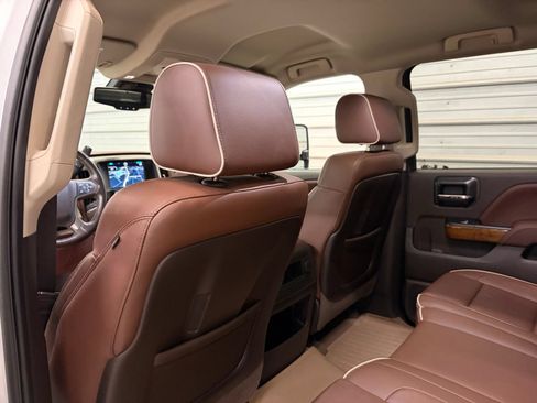 Used 2015 Chevrolet Silverado 3500 High Country w/ Duramax Plus Package AWD/4WD image 18
