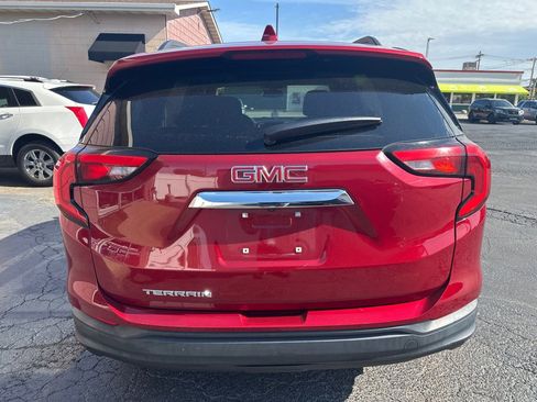 Used 2019 GMC Terrain SLE w/ Driver Convenience Package FWD image 4